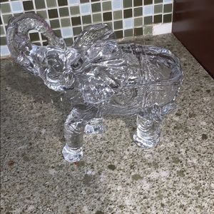 Crystal Elephant that opens into dish- heavy